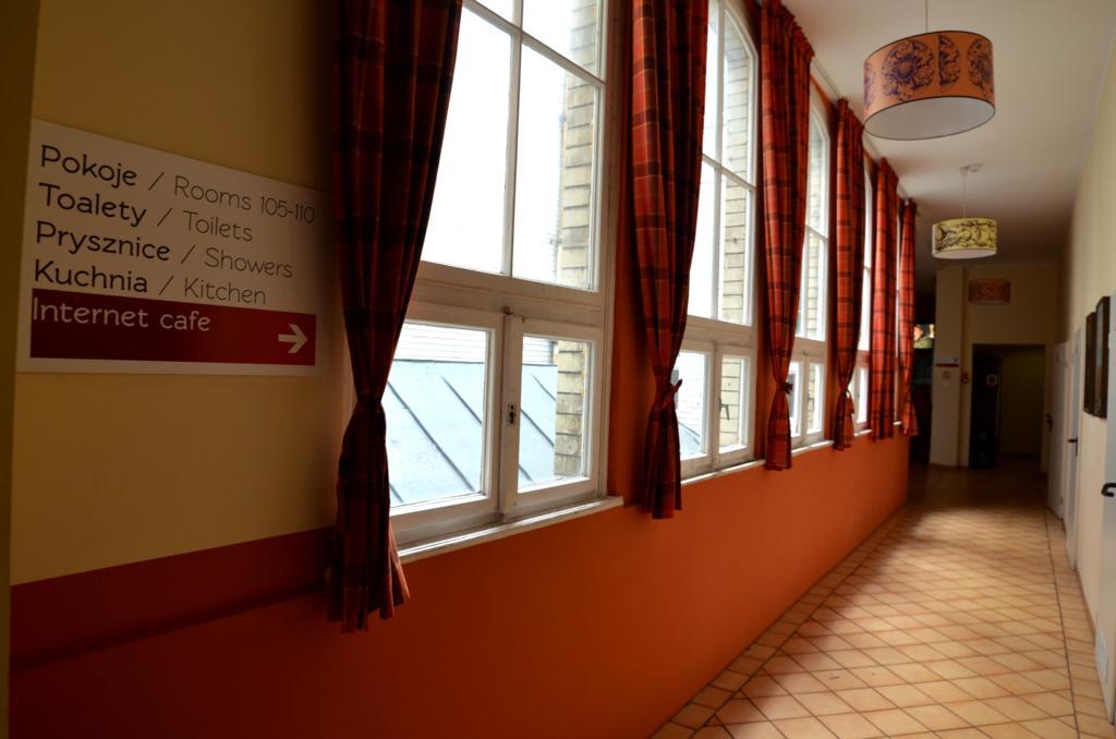 The One Hostelヴロツワフ エクステリア 写真