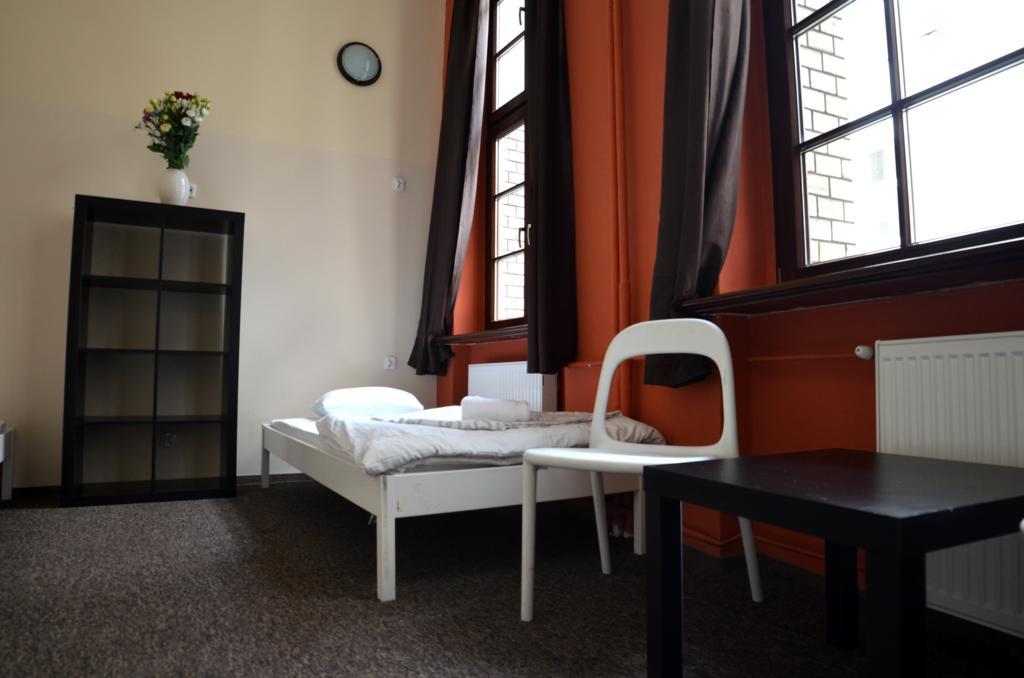 The One Hostelヴロツワフ 部屋 写真